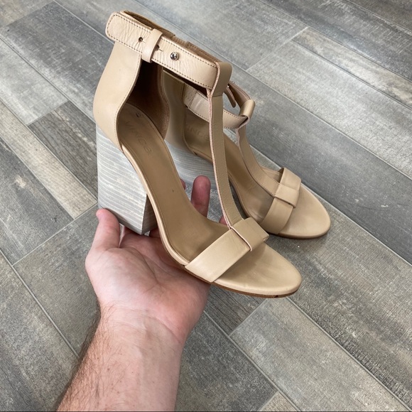 Vince Shoes - Vince Nolan Nude Tan Leather Bar Strap Sandals